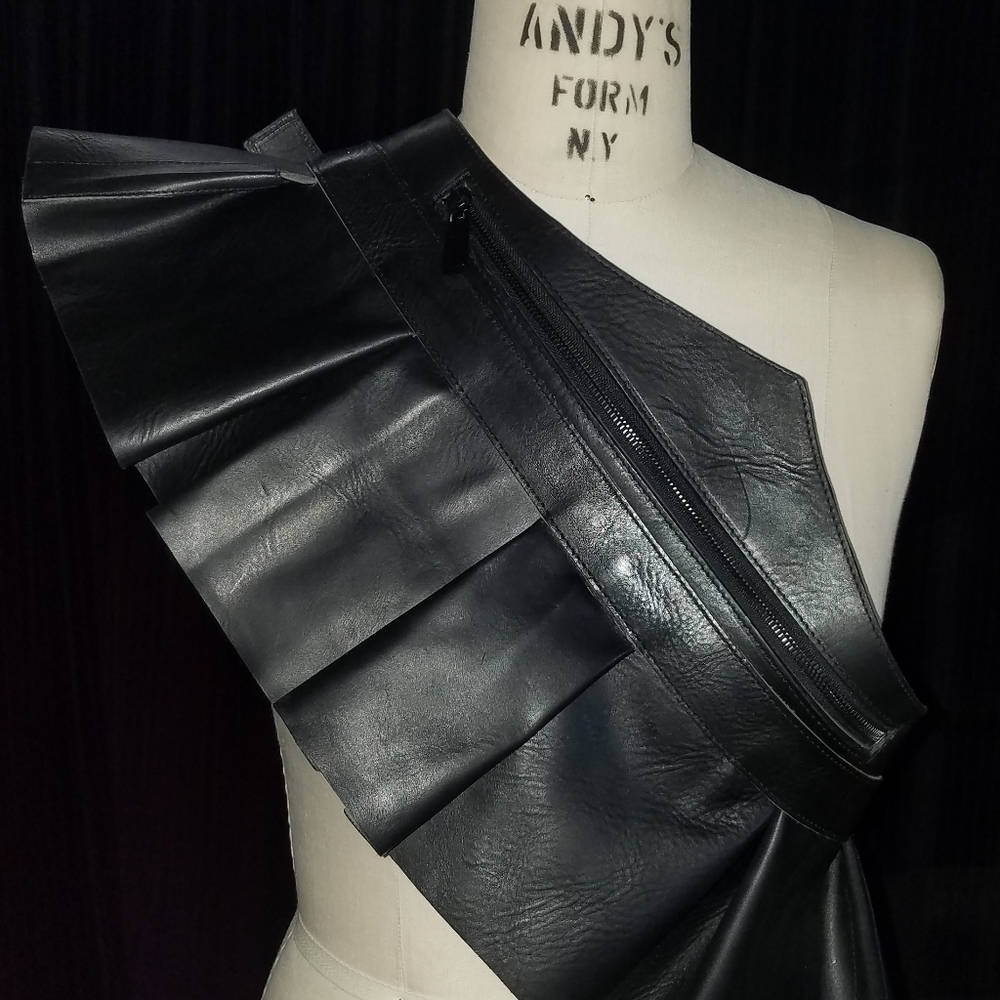 Brand new, rare all leather fanny pack corset belt - Picture 2 of 16
